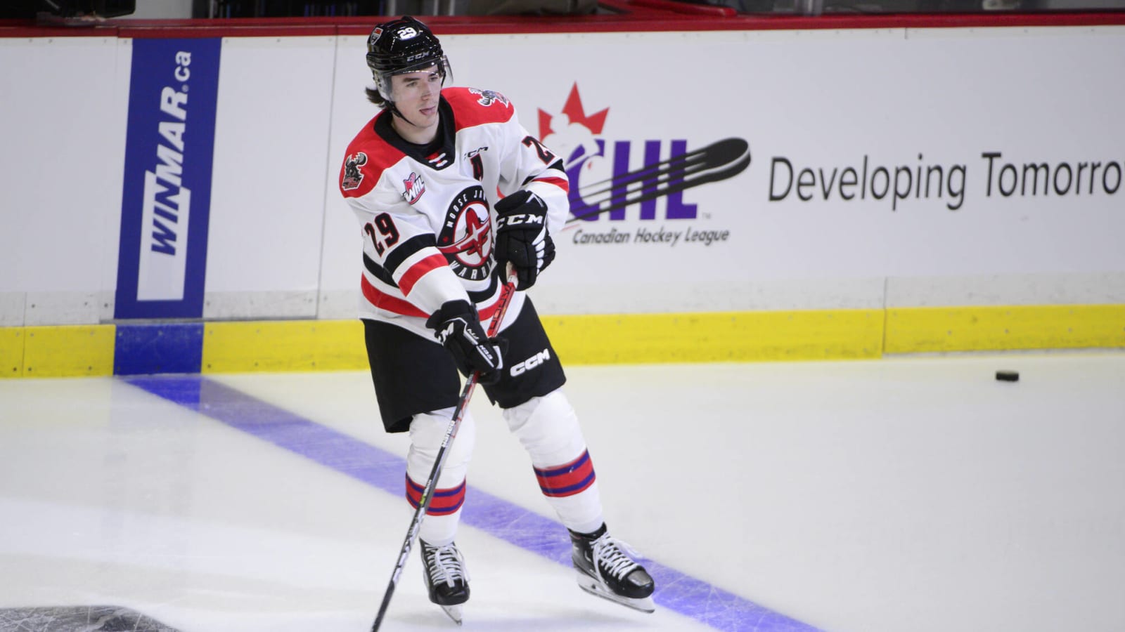 Prospects Challenge: Yager flashing smarts on both sides of puck