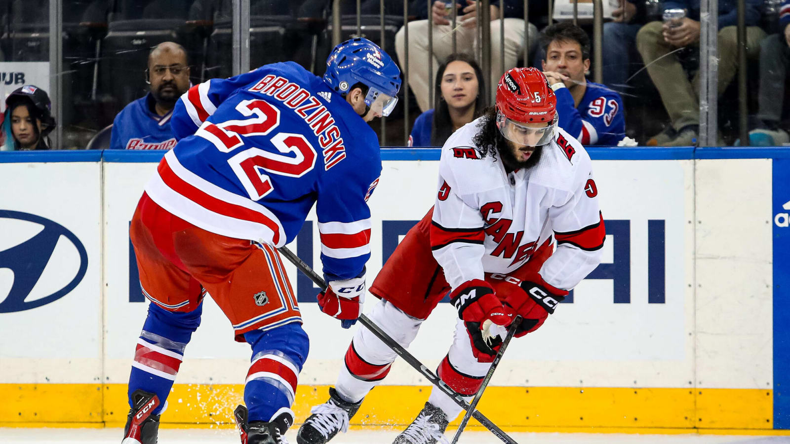 4 Depth Defensemen the Flyers Should Pursue This Offseason