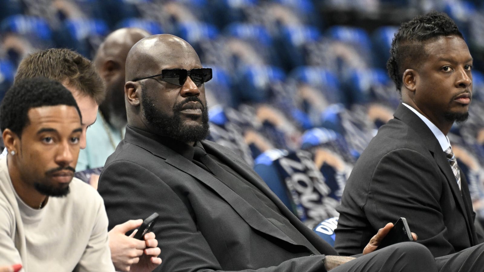 Los Angeles Lakers Icon Shaquille O’Neal Issues Public Apology to Drake for Disrespectful, Now-Deleted IG Post