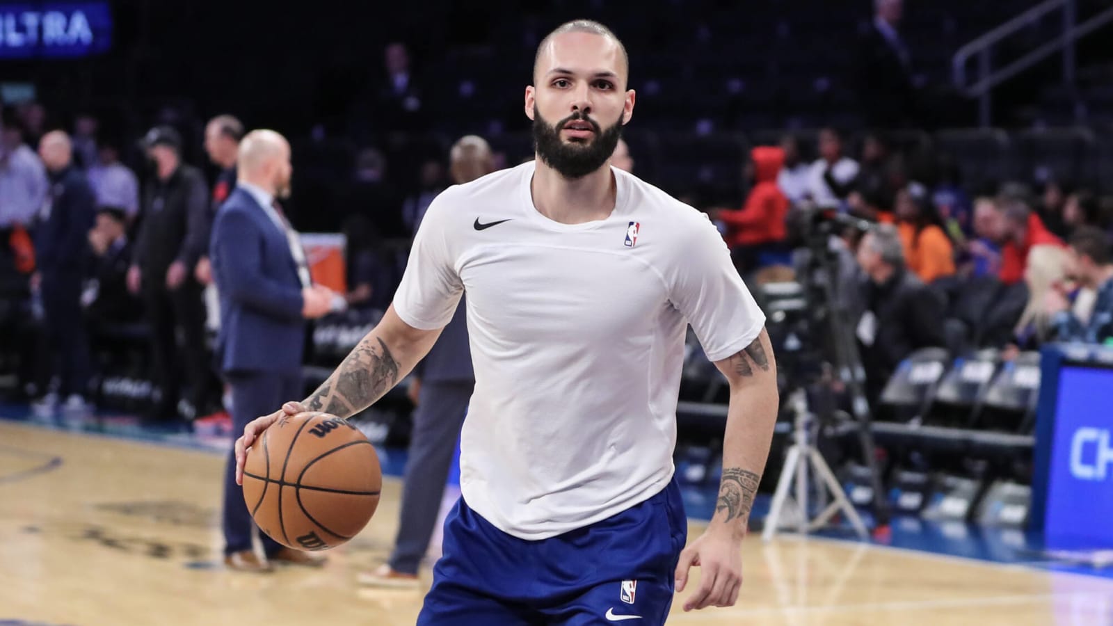 Knicks reserve Evan Fournier sits out Cavs game for personal reasons