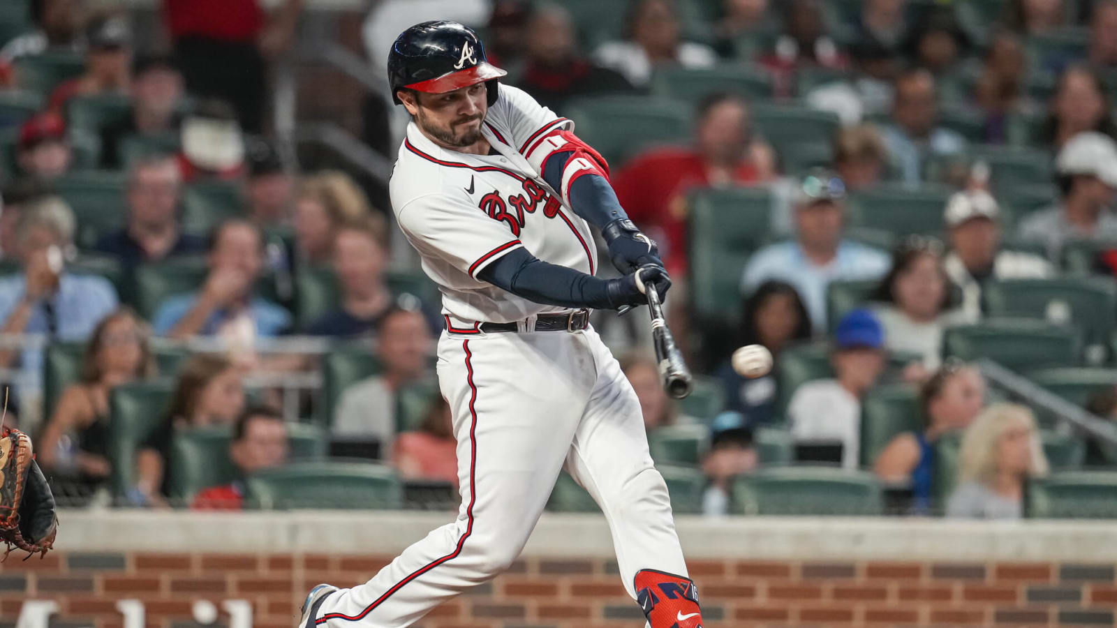 Braves could be without Travis d’Arnaud for a while