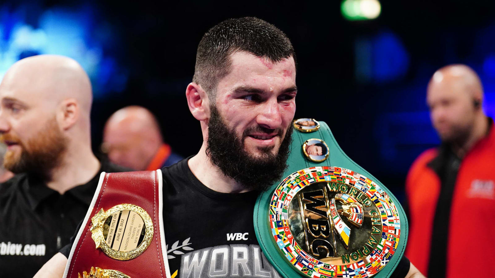 Bob Arum Confirms When Artur Beterbiev Will Be Ready to Fight Dmitry Bivol