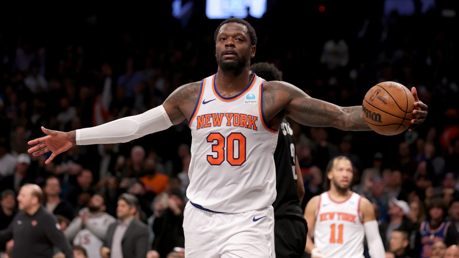 Should the Knicks be getting worried about Julius Randles’ availability for the postseason?