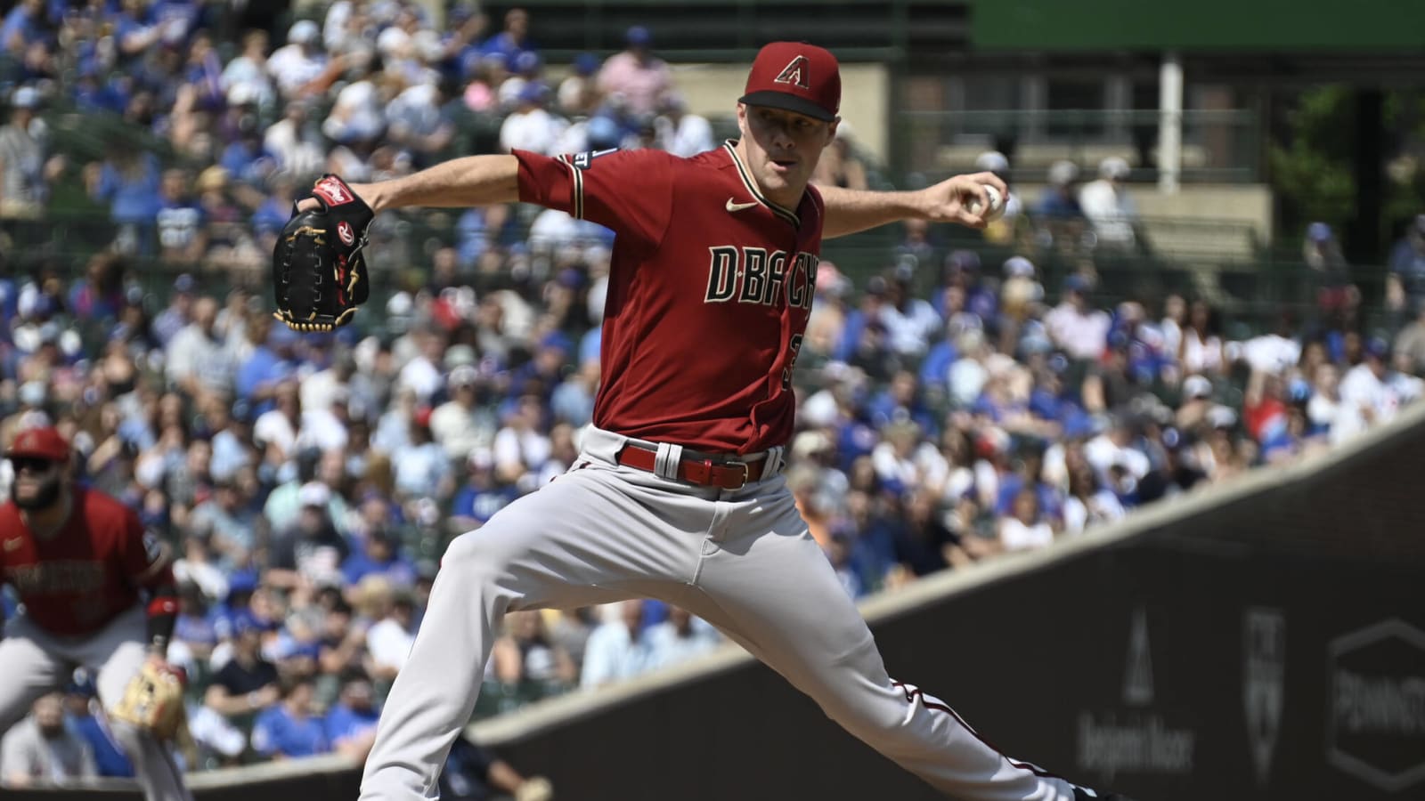 Diamondbacks Drop Series Finale in Chicago