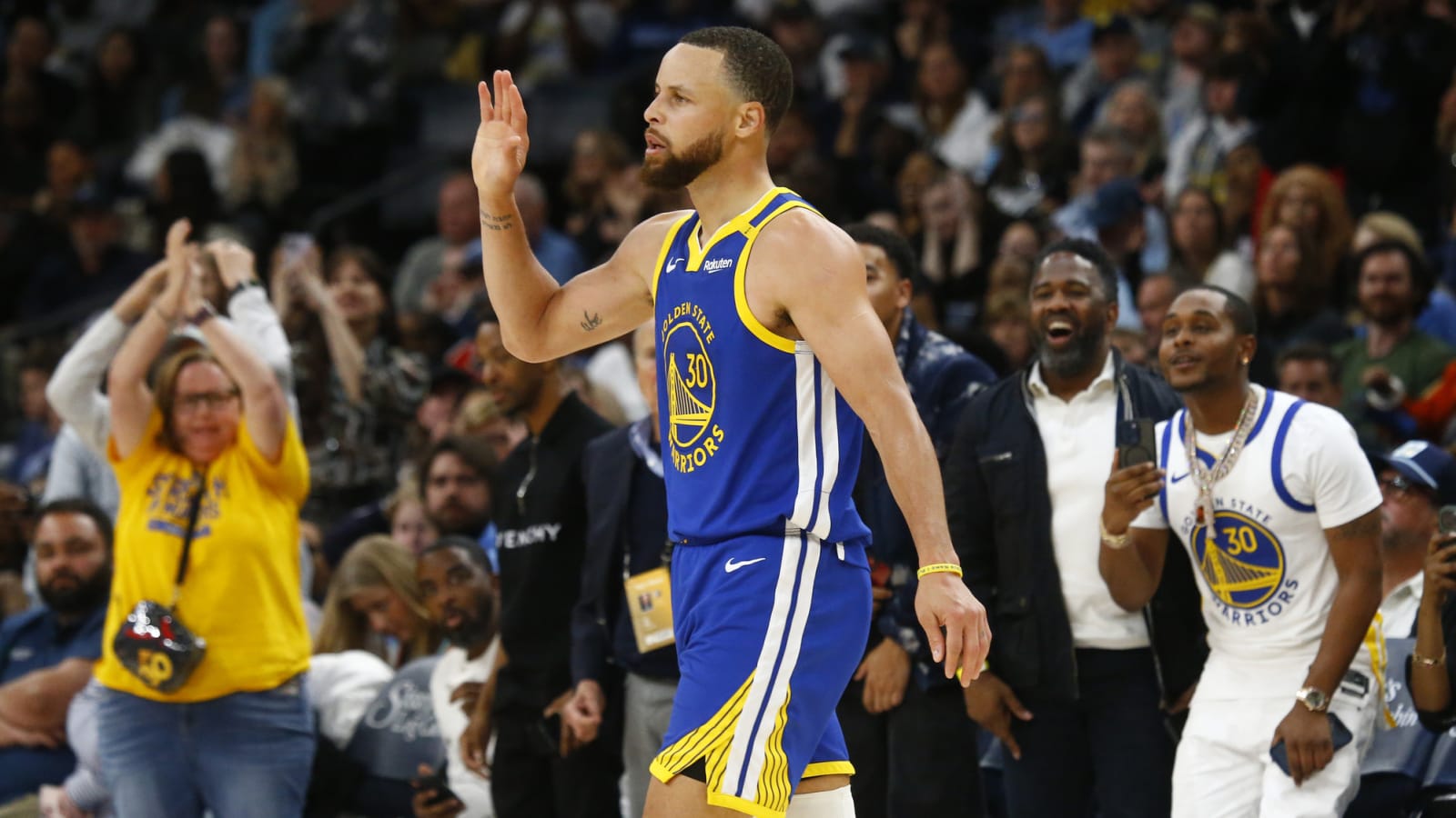 Steph Curry responds to getting booed at soccer game