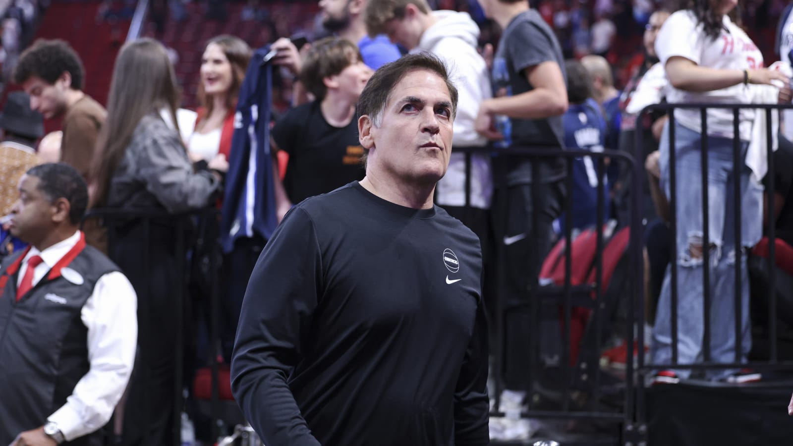 Mark Cuban Explains Why NBA Stars Shouldn&#39;t Invest In Restaurants, Rap, Clothing Labels, And Liquor Companies