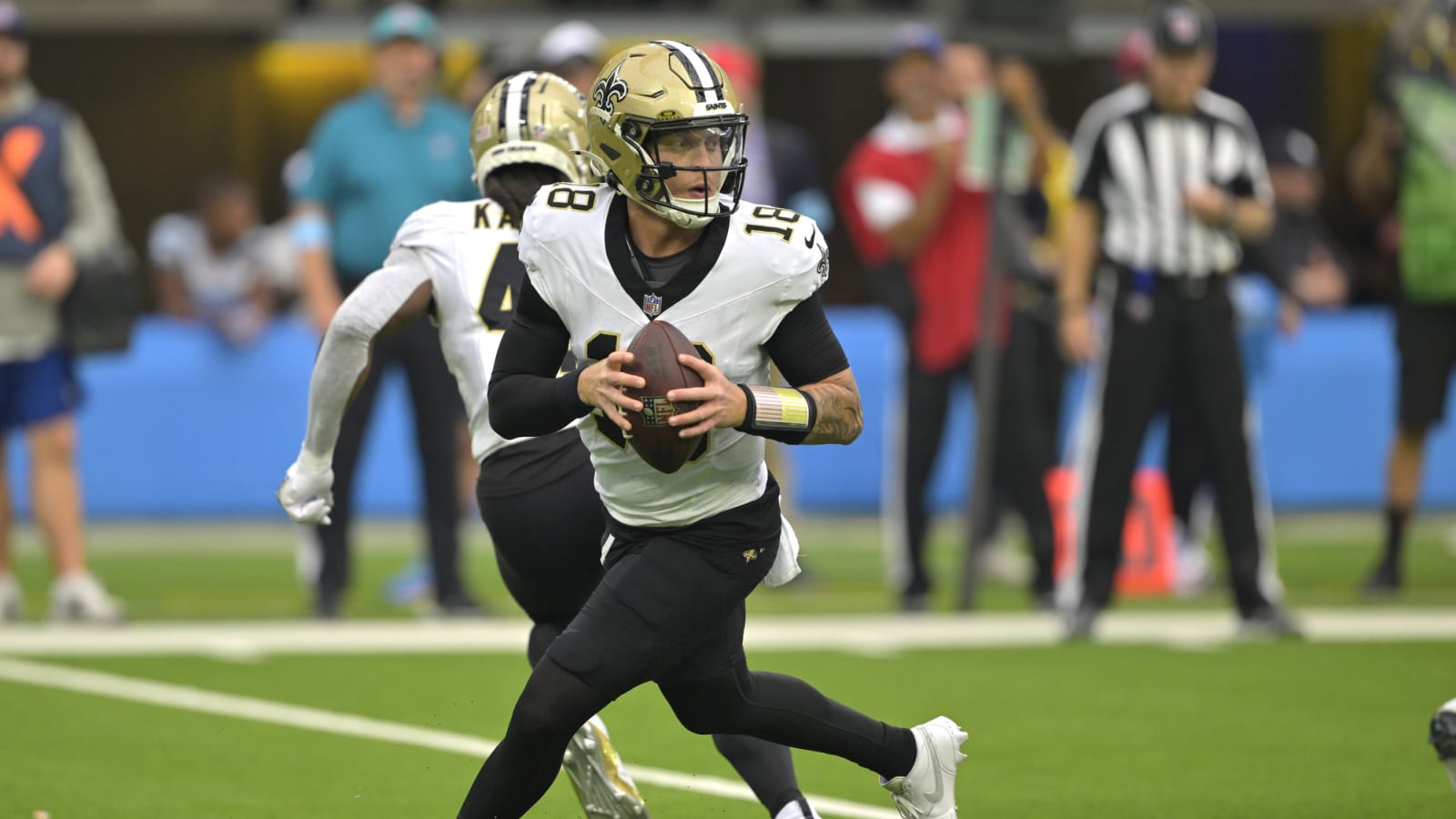 Saints bench rookie quarterback in showdown with Chargers
