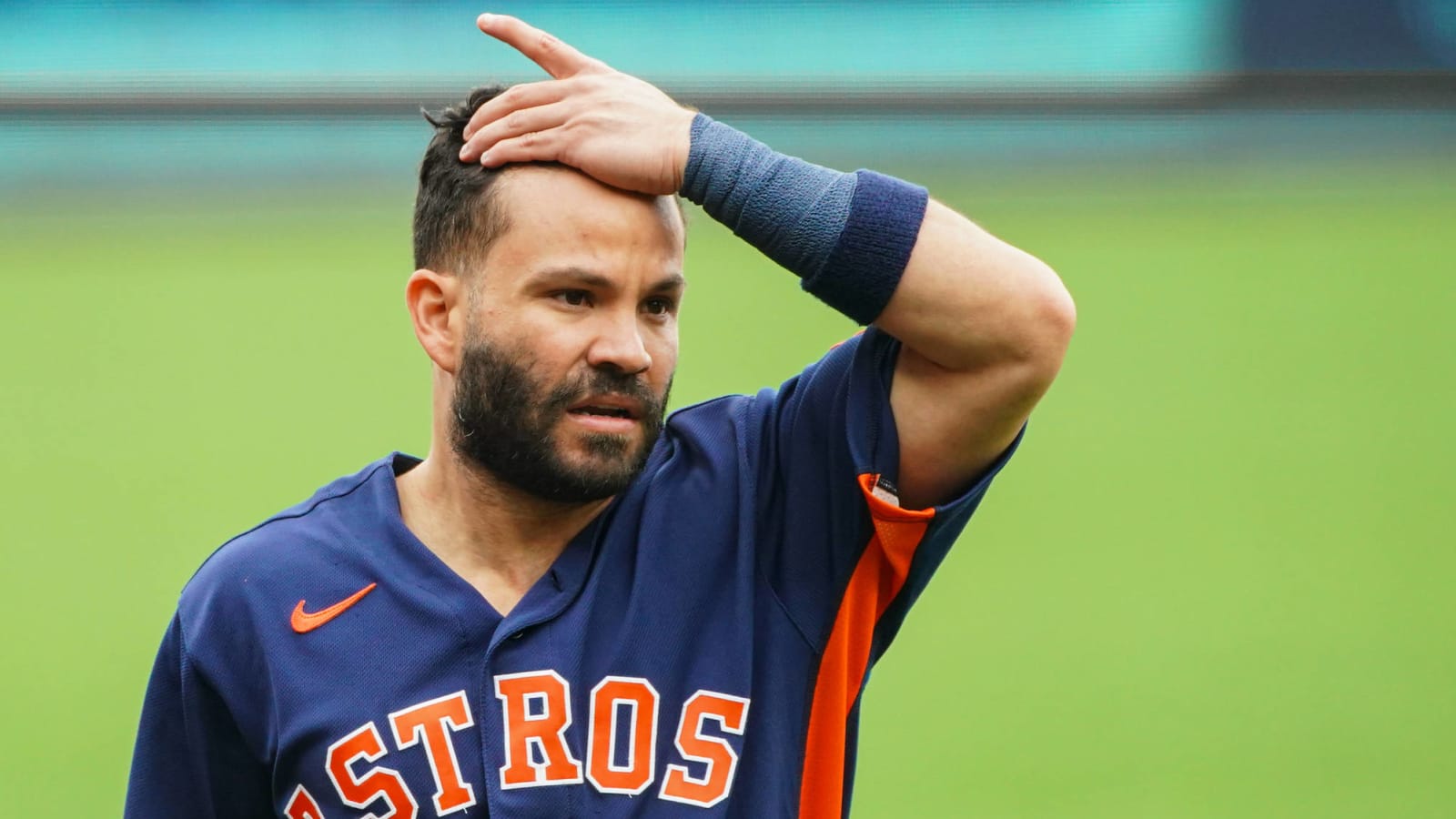 Astros' Altuve asks for demotion in lineup amid struggles