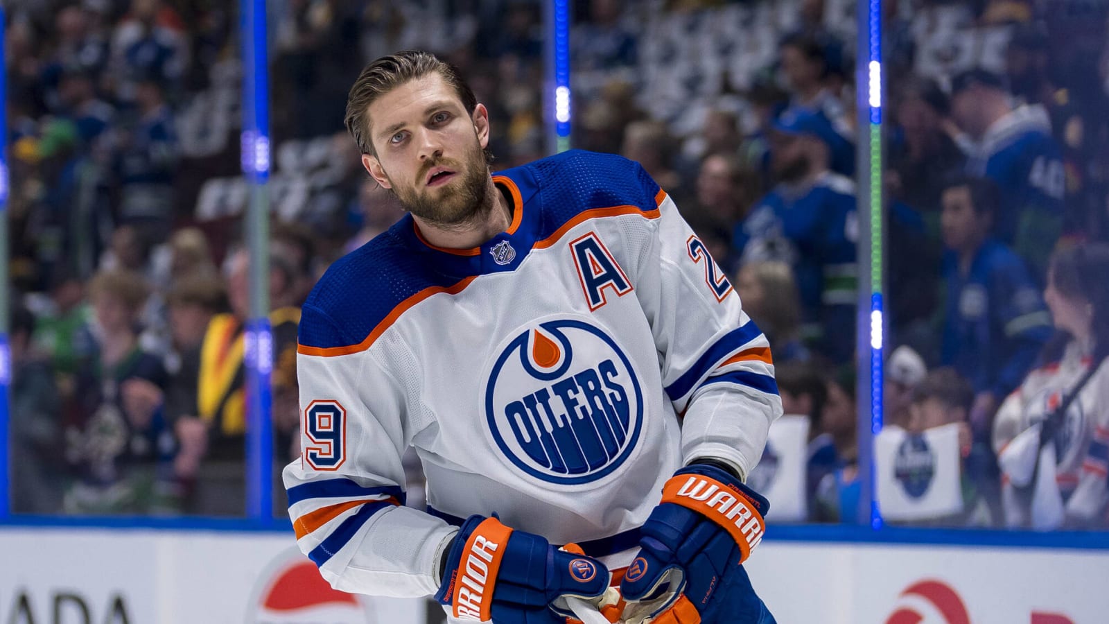 Oilers’ Coach Provides Injury Update on Leon Draisaitl