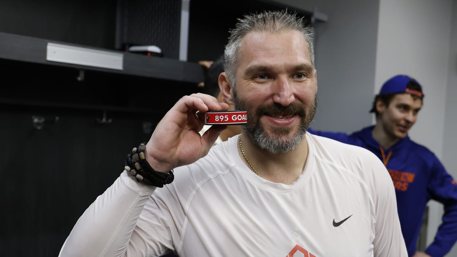 Ovechkin Rookie Cards Soar After Breaking Gretzky’s Goal Record