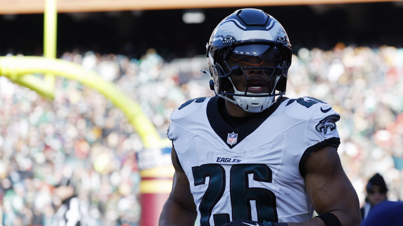 Eagles' Barkley reacts to decision that cost him chance at rushing record