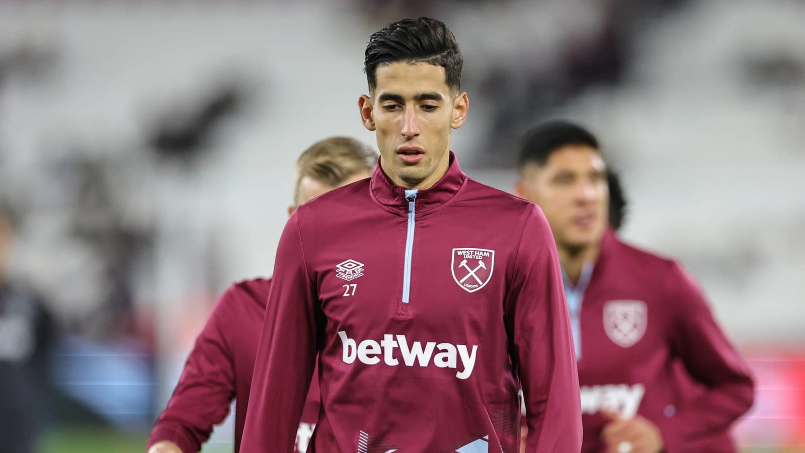 AS Roma make loan move to sign West Ham first-team ace