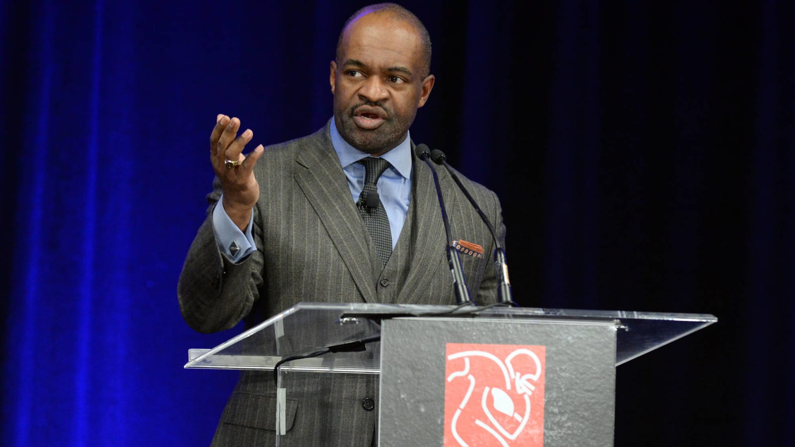 NFLPA 'pushing aggressively' for postponements due to COVID?