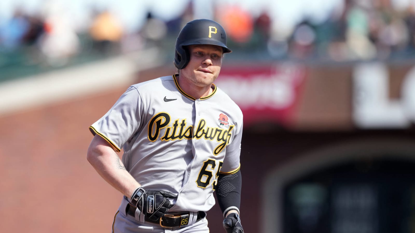 Pirates slugger joins rare company with two-homer game