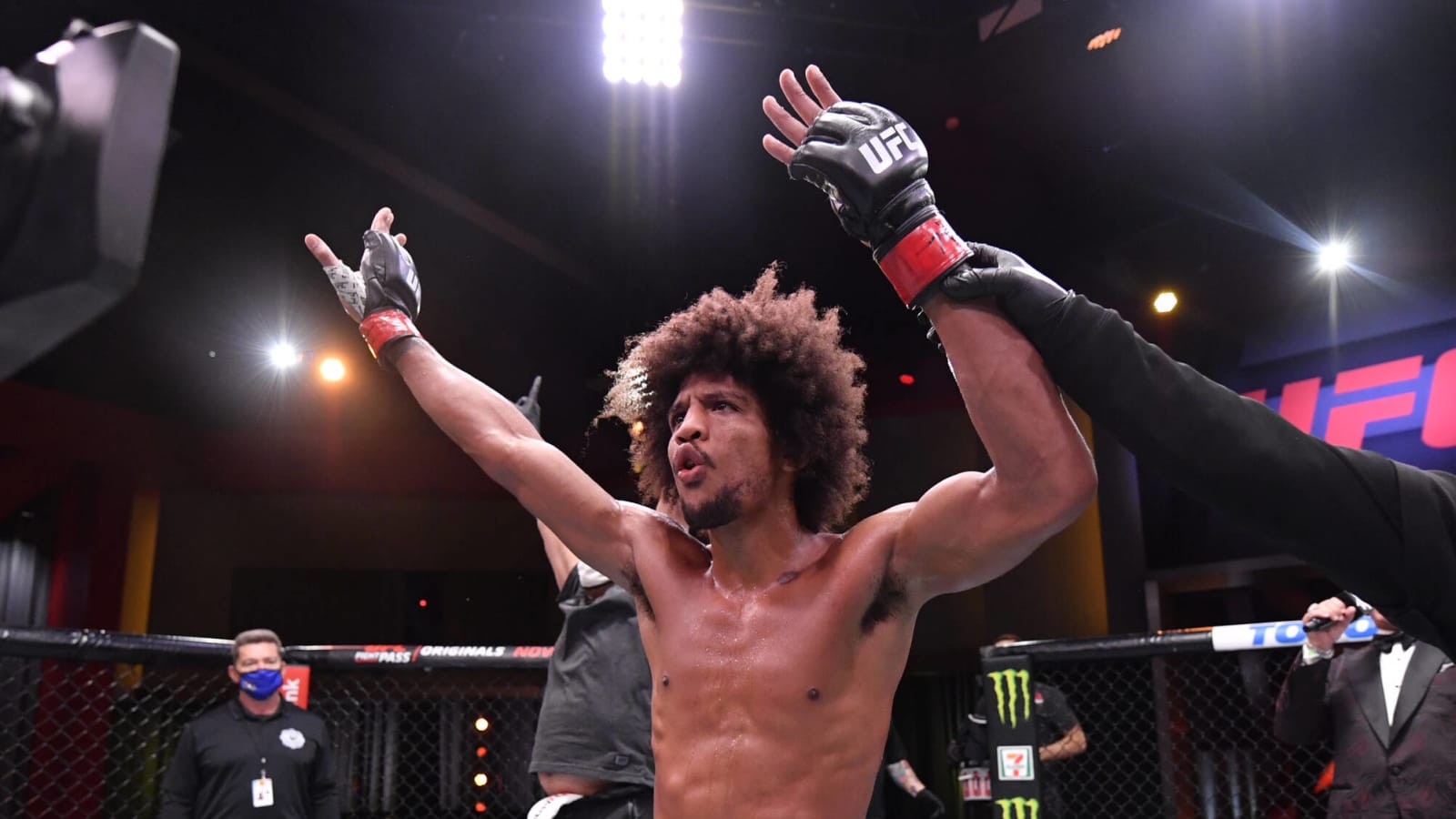 By The Numbers: Alex Caceres vs. Sean Woodson