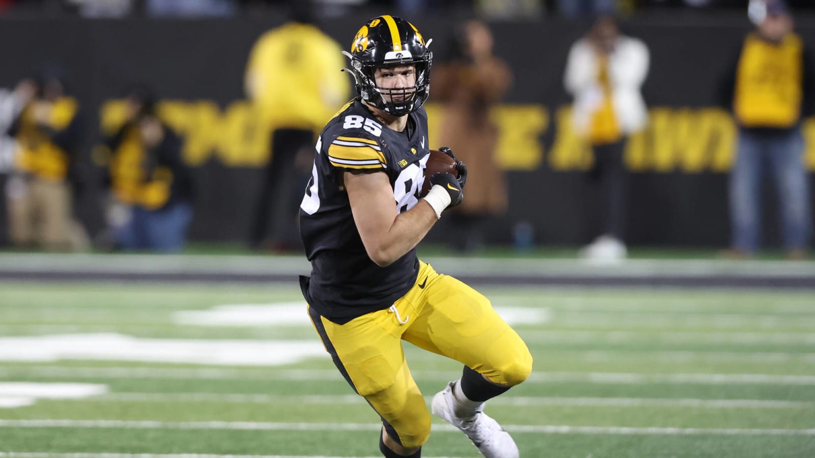 Logan Lee: Iowa Hawkeye in 2024 East-West Shrine Bowl