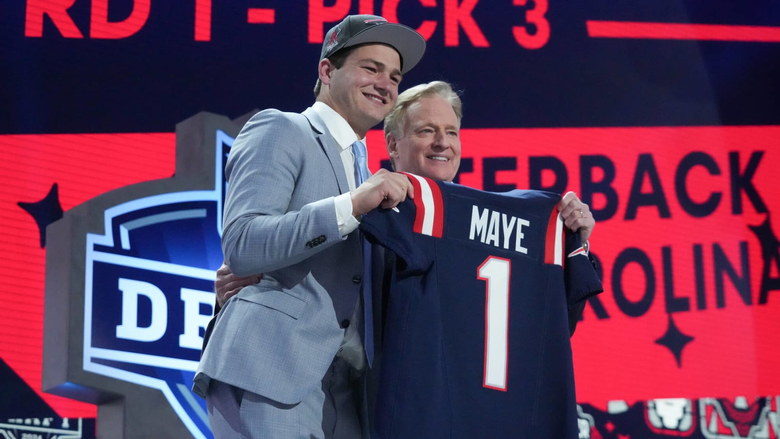 NFL Scout Reveals Valuable Info On Patriots’ New QB Drake Maye