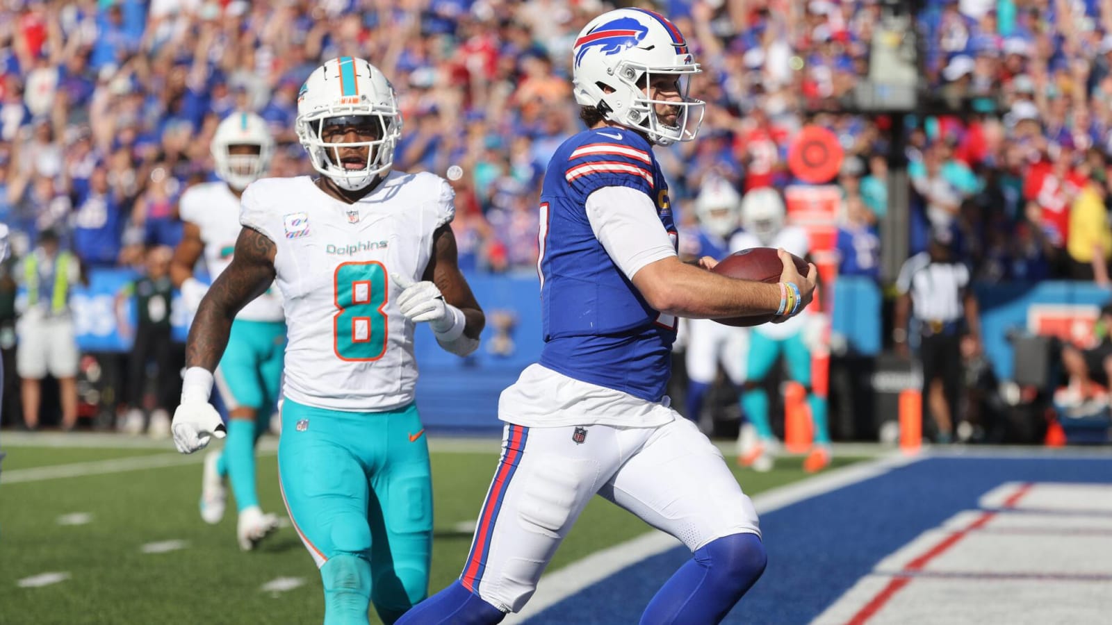 Bills-Dolphins Notebook: Tyreek Silenced, Allen & Diggs Dazzle