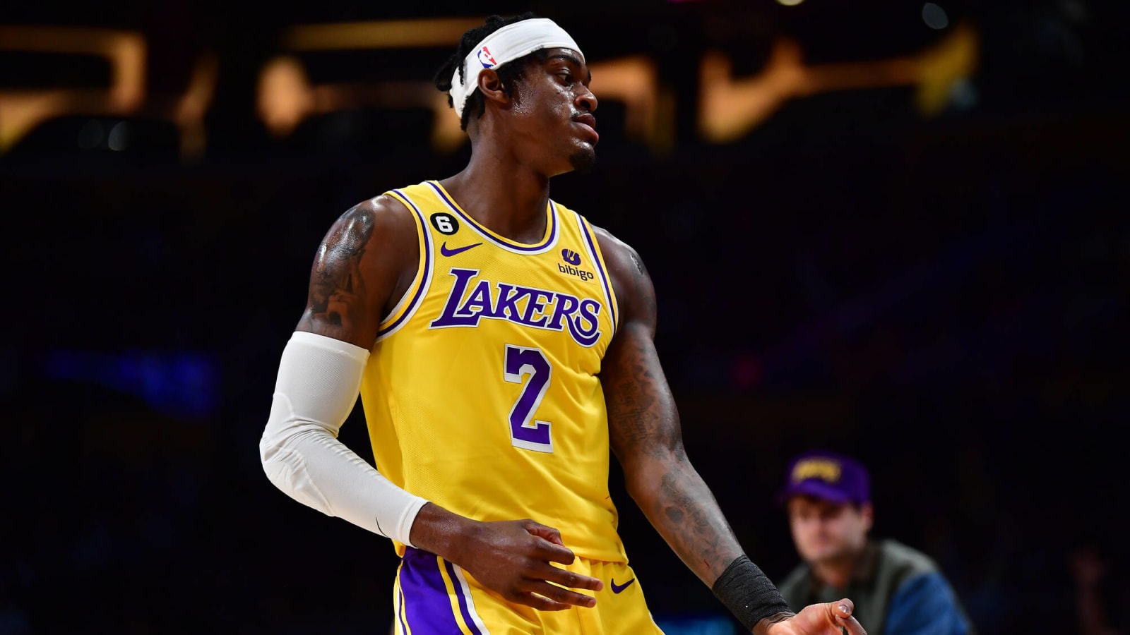 Lakers face big decisions ahead of free agency