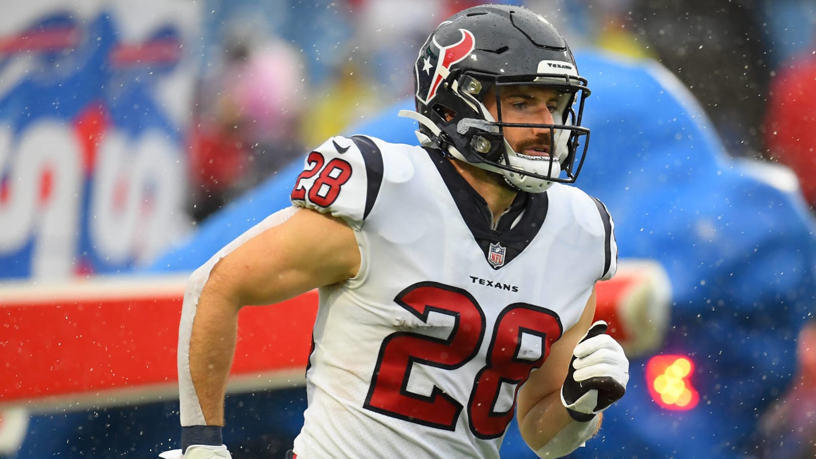 Veteran RB Rex Burkhead Announces Retirement