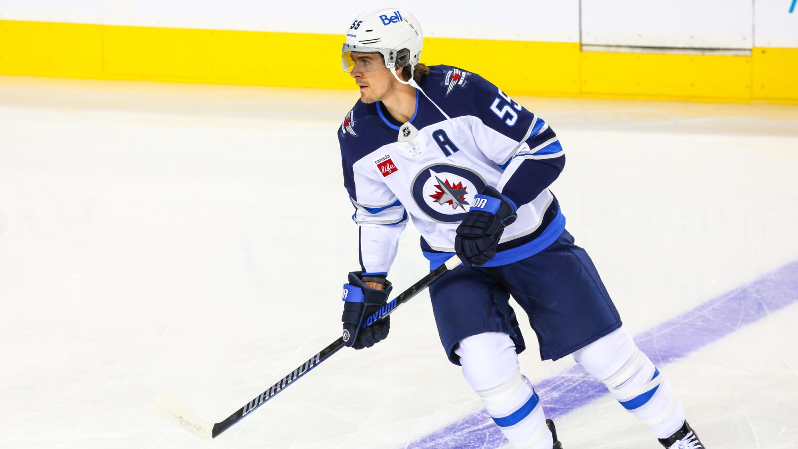 Toronto Maple Leafs Snap Winnipeg Jets&#39; Streak and Take a Jab at Their Star Player Mark Scheifele Online