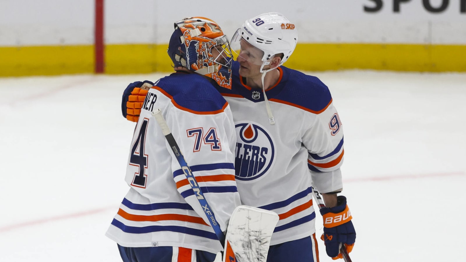 Stuart Skinner Stellar as Oilers Steal Stingy Game 4 vs. Kings: 3 Takeaways