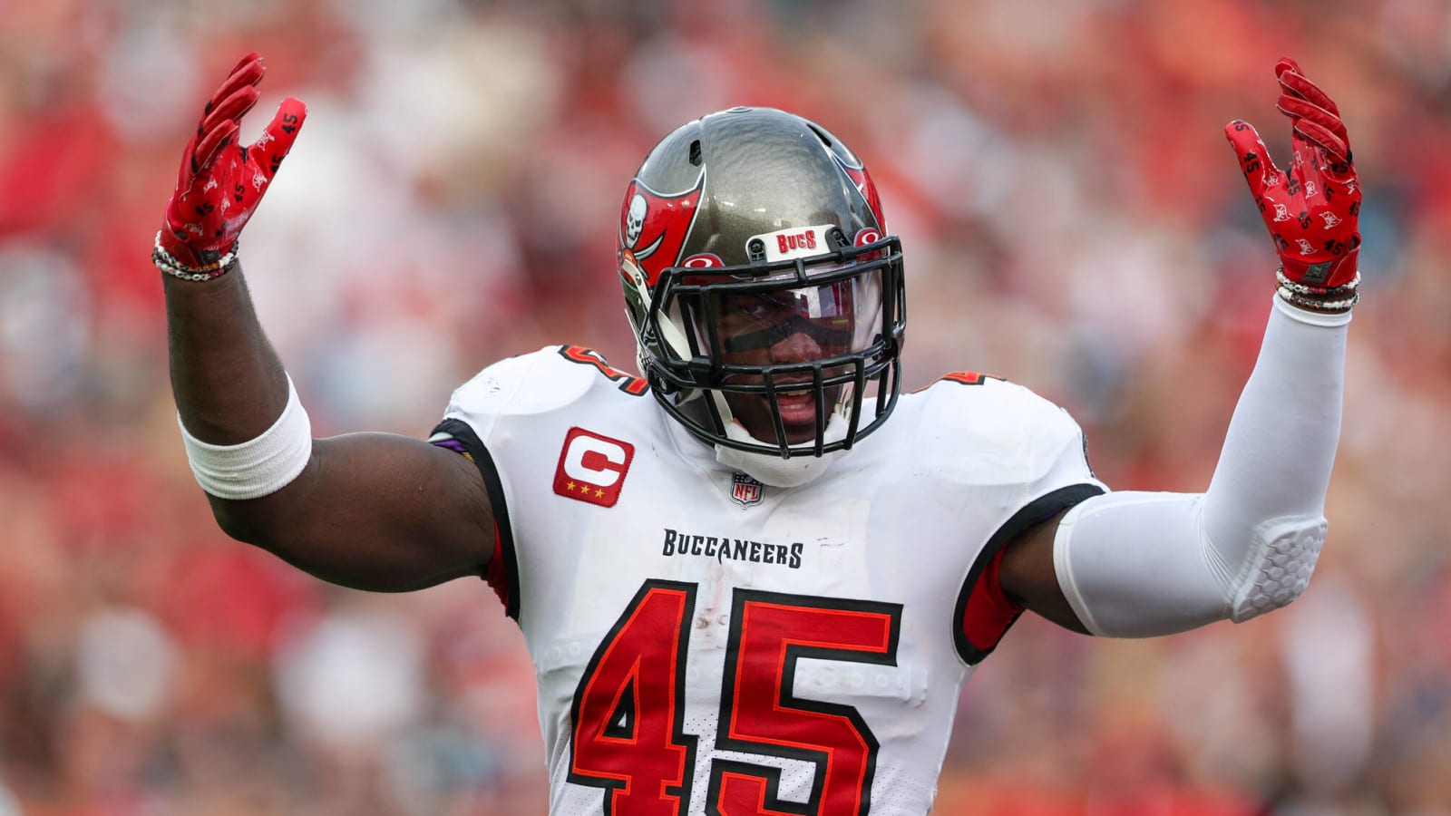 Bucs LB Devin White: ‘I’m stupid for trying to leave’