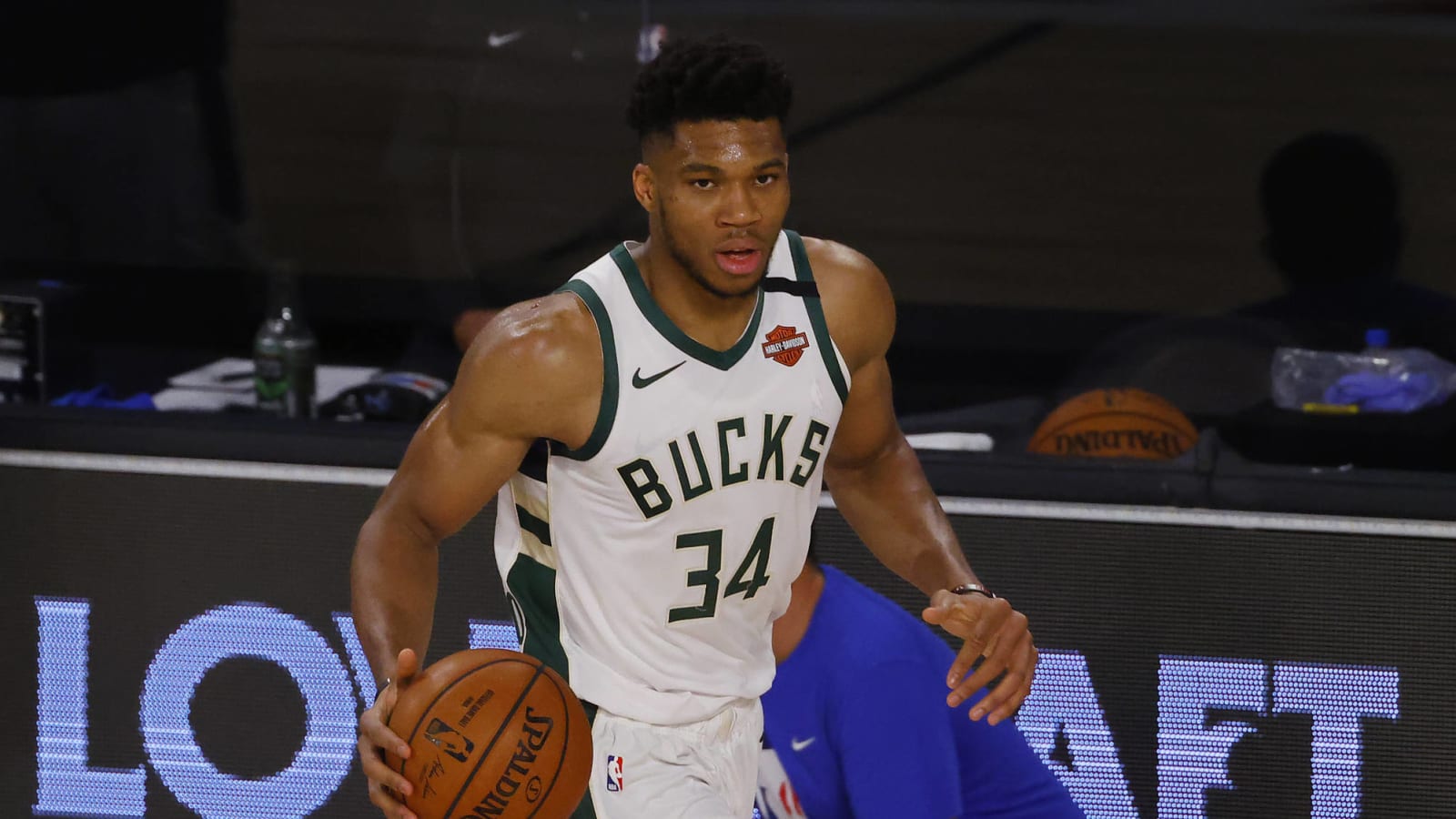 Giannis Antetokounmpo wins Defensive Player of the Year 