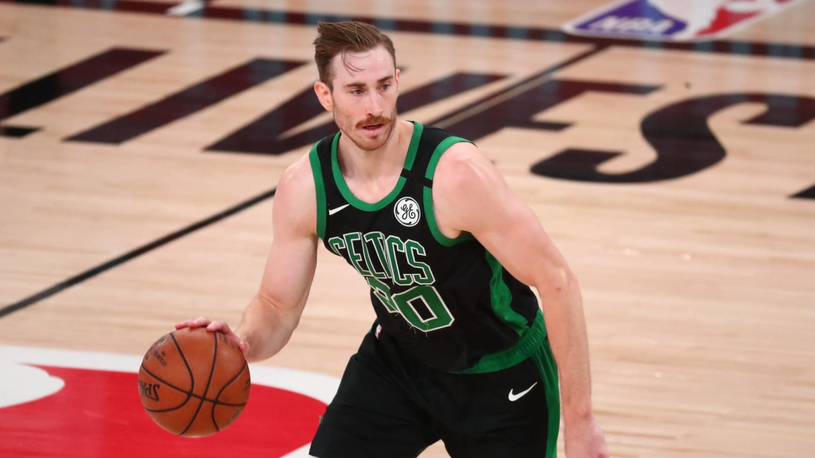 Celtics, Hornets working on a sign-and-trade for Hayward