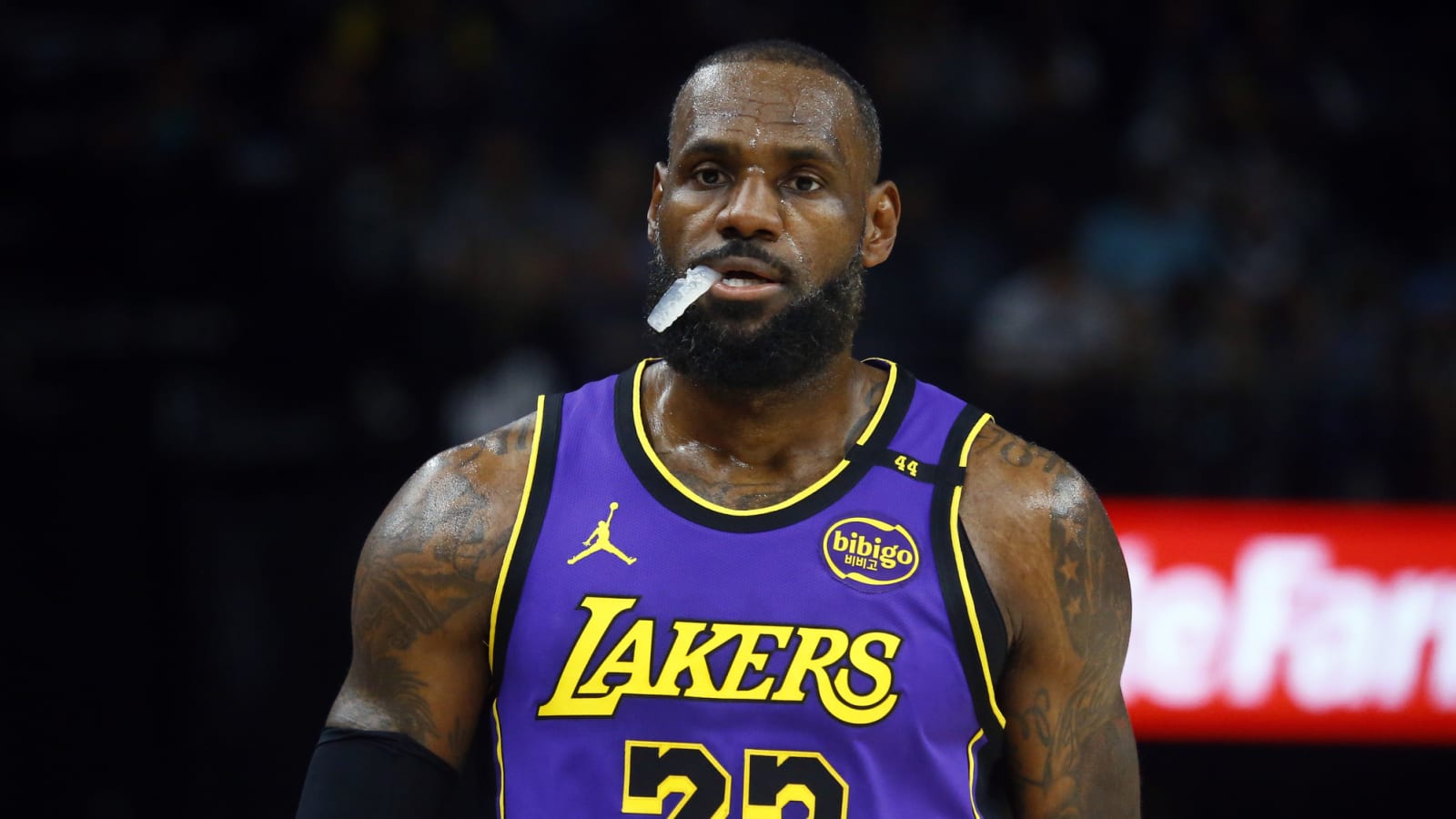 Lakers' LeBron James breaks his own longstanding record