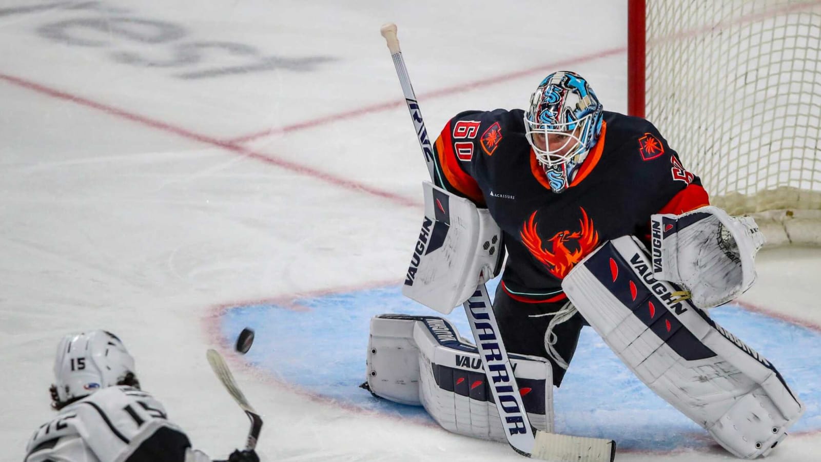 Panthers, Jets Swap Chris Driedger, Kaapo Kähkönen