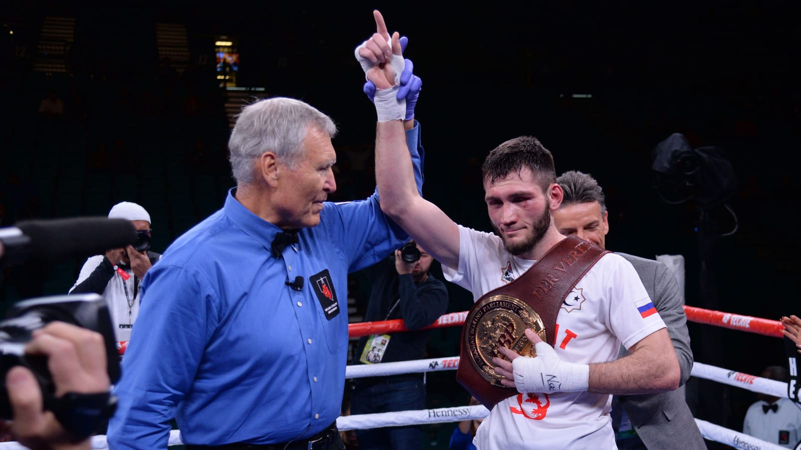 Bakhram Murtazaliev vs. Tim Tszyu: Preview, betting odds and fight card
