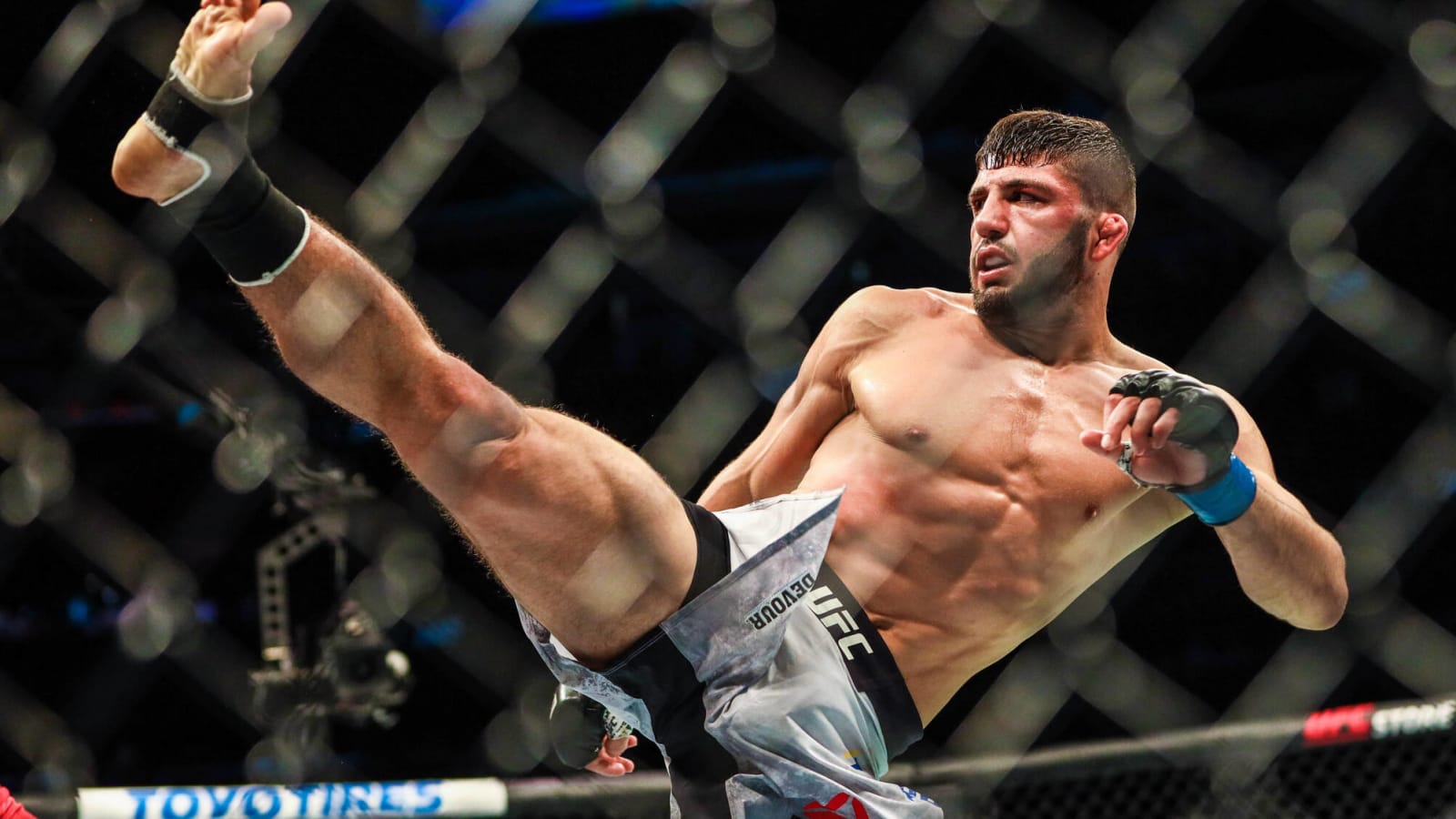 Arman Tsarukyan vs. Mateusz Gamrot elevated to main event for June UFC card