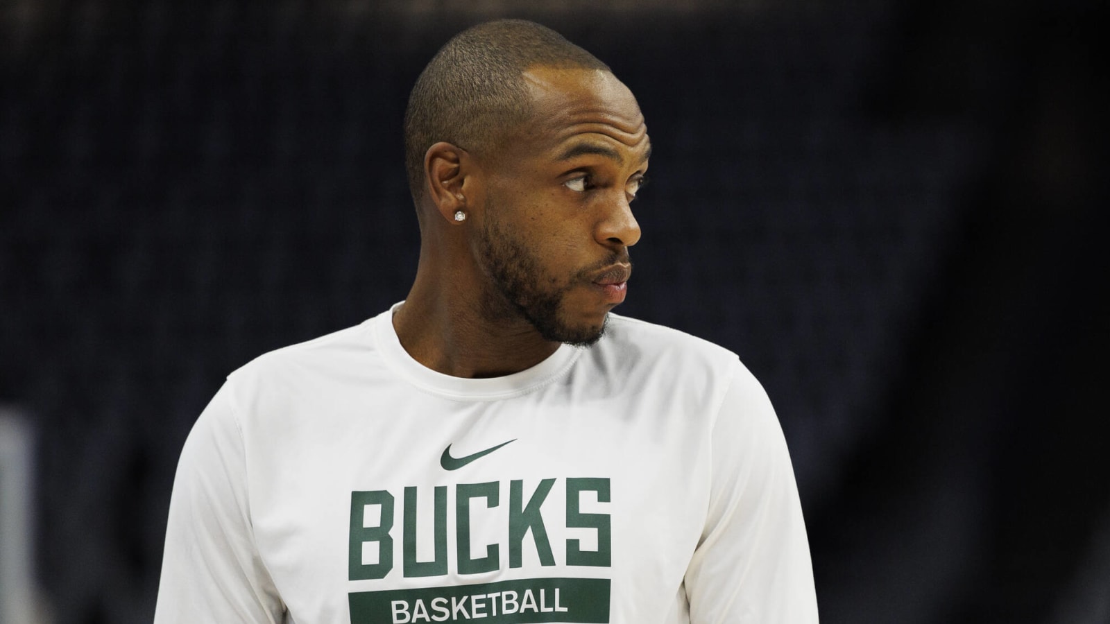 Khris Middleton has arthroscopic surgery on right knee