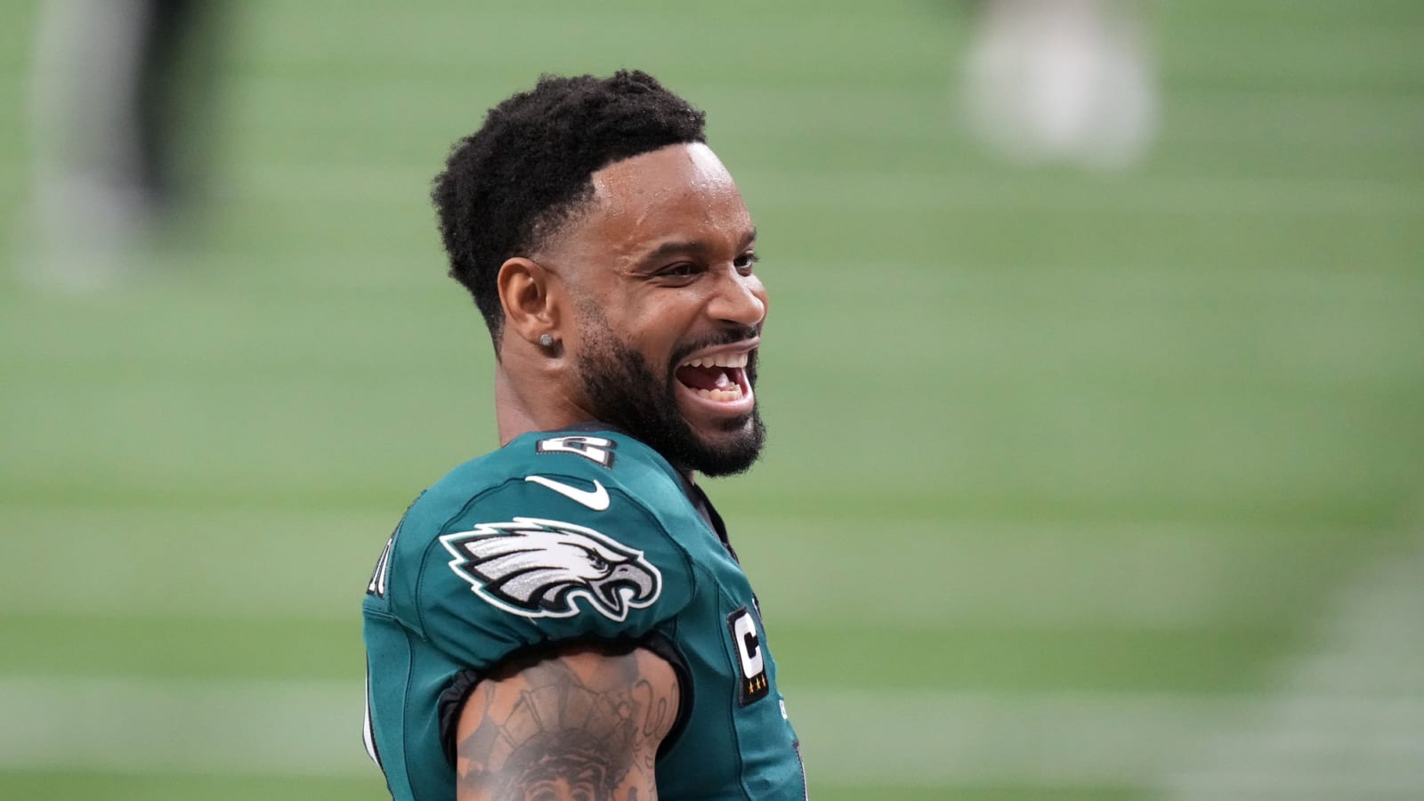 Steelers' Darius Slay Now Focused On Helping 1 Rising Star: 'I'm Gonna Make Sure To Get Him Right'