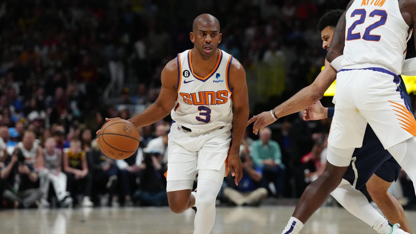 This Lakers-Suns Trade Swaps Chris Paul, D’Angelo Russell