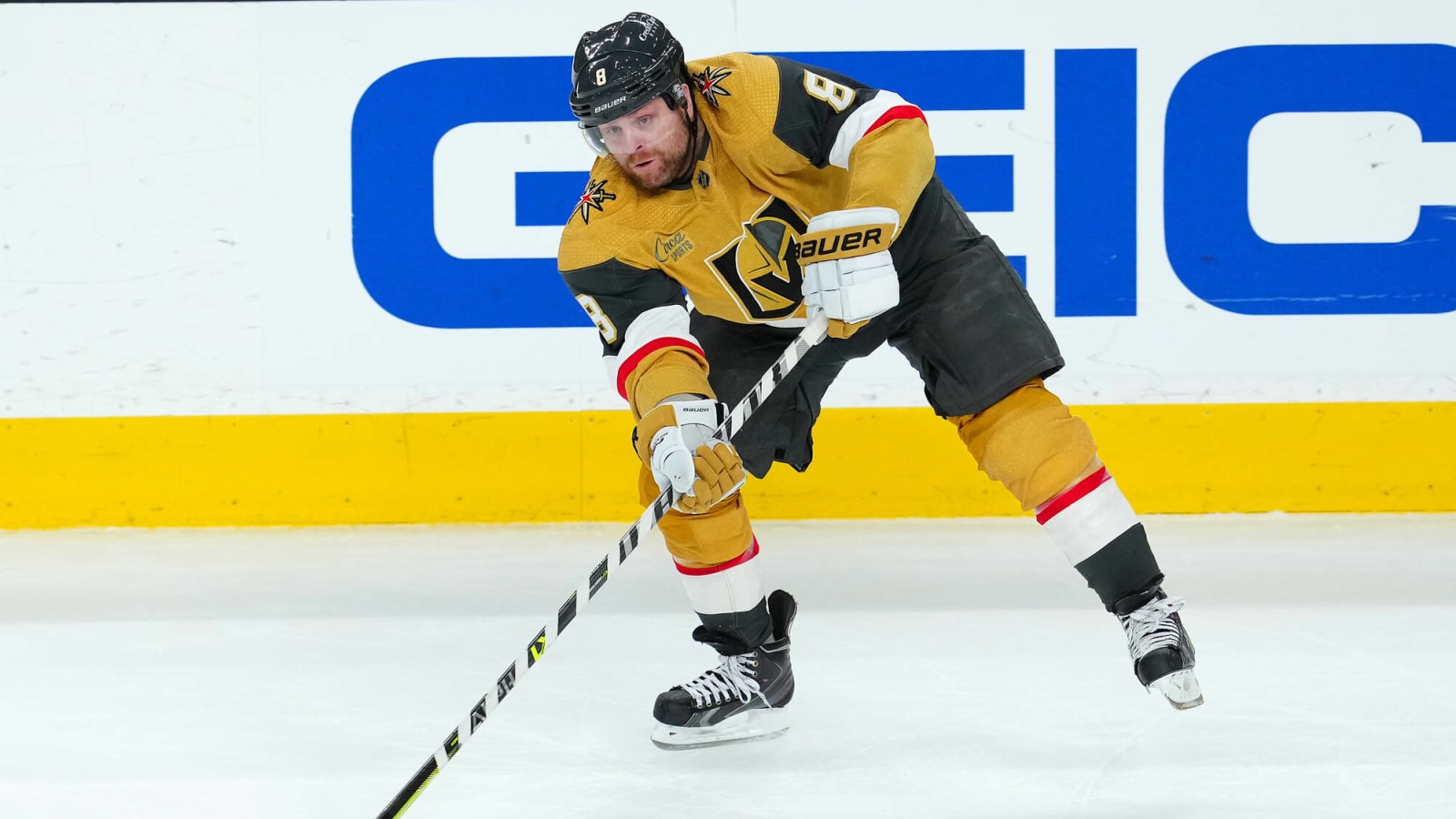 Should the Vancouver Canucks sign Phil Kessel?