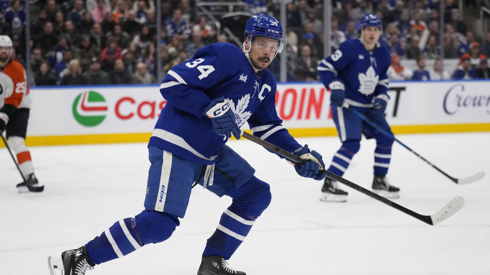 Auston Matthews and Connor McDavid Recreate the Mats Sundin and Wayne