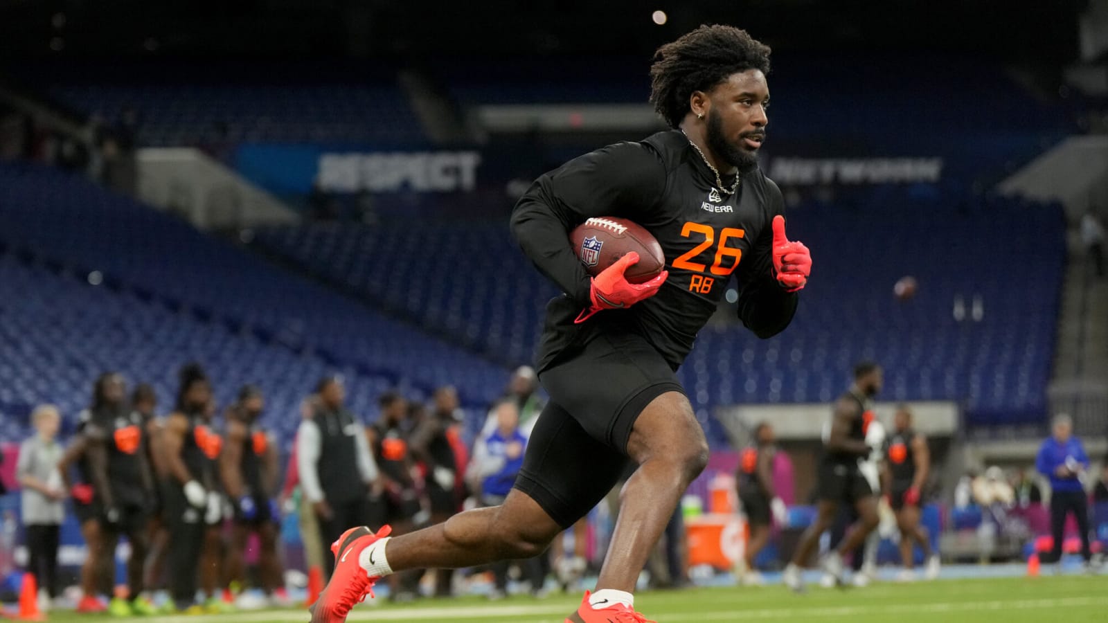 ESPN makes big statement about Tennessee Vols RB Dylan Sampson&#39;s draft stock after the NFL scouting combine