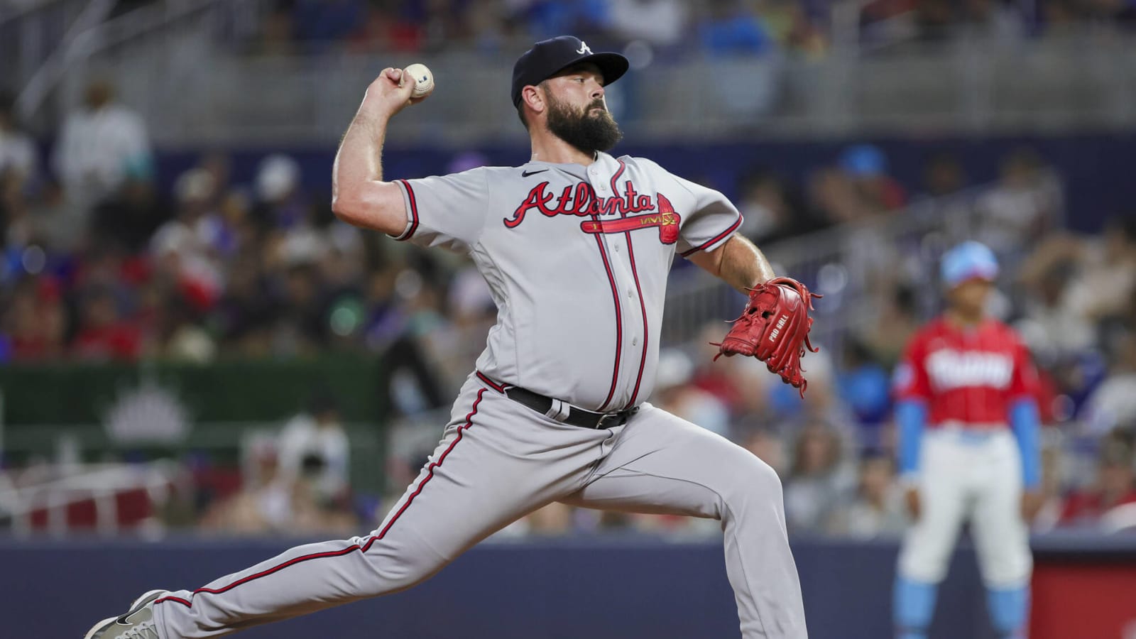 Braves veteran elects free agency