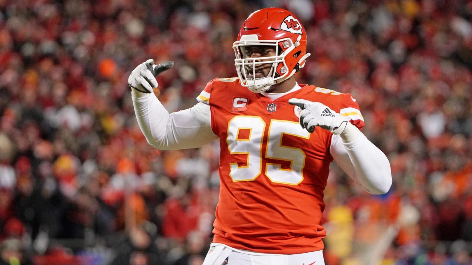 Holdout of Chiefs Pro Bowler exacerbates concerns about defense