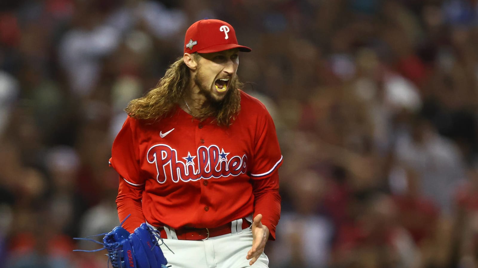 Phillies extend veteran reliever Yardbarker