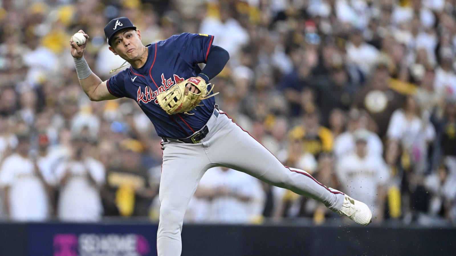 Athletics agree to a deal with infielder Gio Urshela