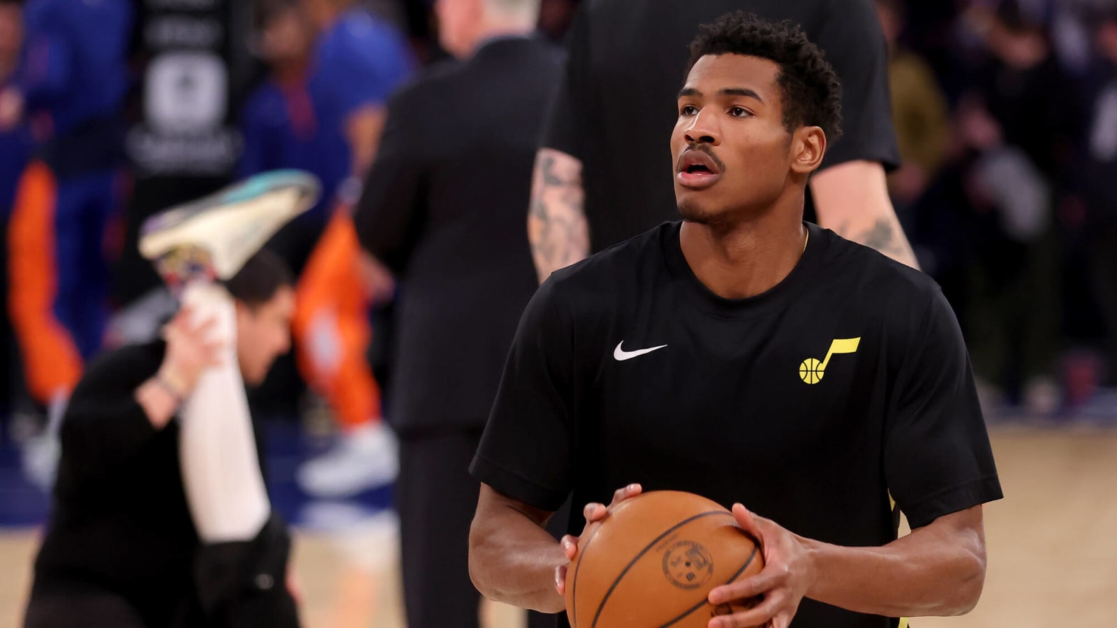 Jazz-Raptors trade brings former Kansas stars together as teammates