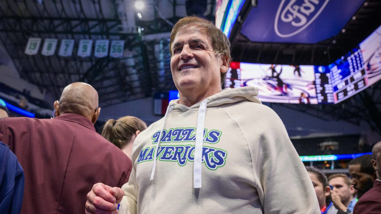 Mark Cuban still wants control over Mavericks' basketball operations