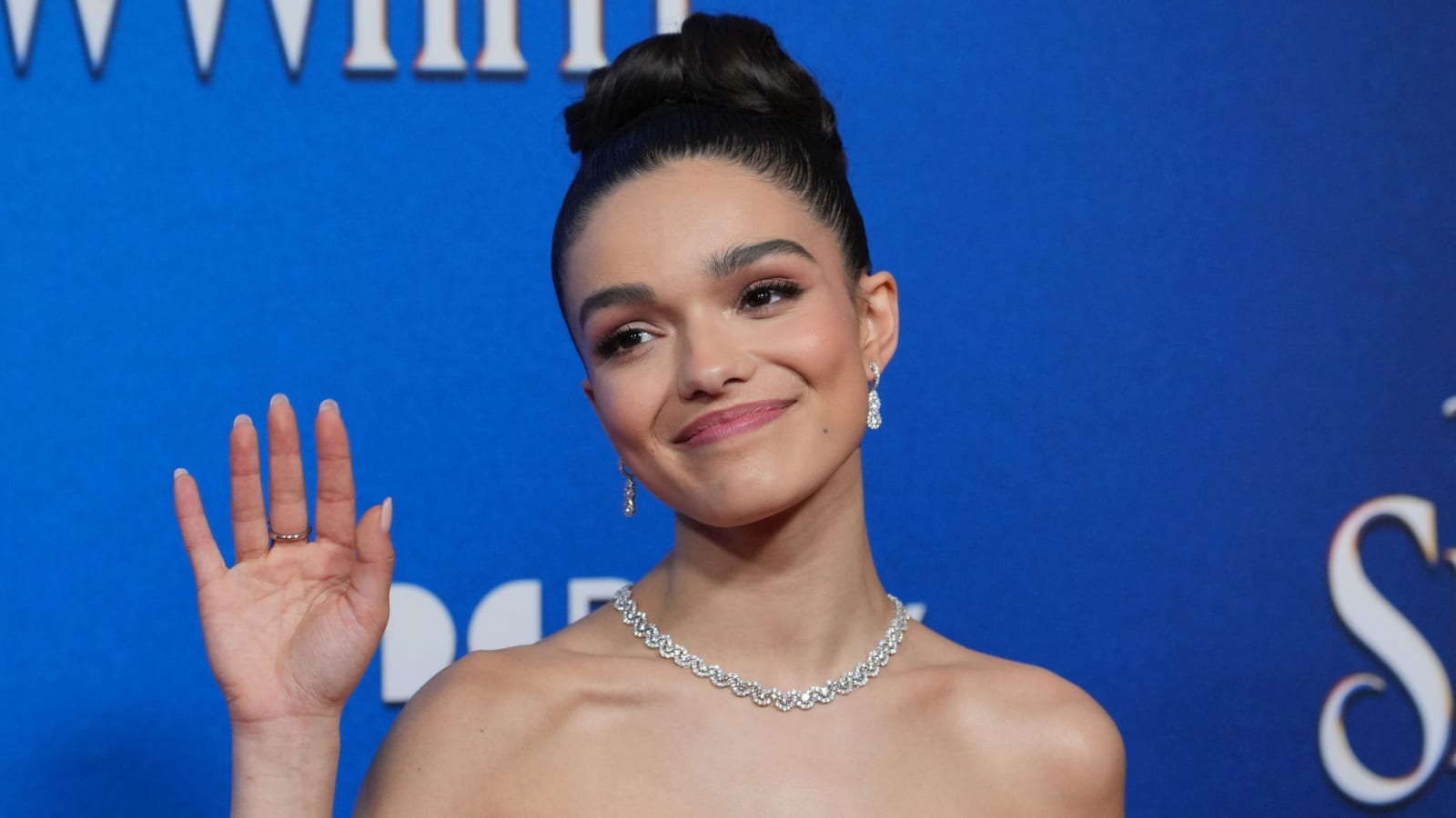 'Snow White' star Rachel Zegler meets voice of Ariel "princess to princess"