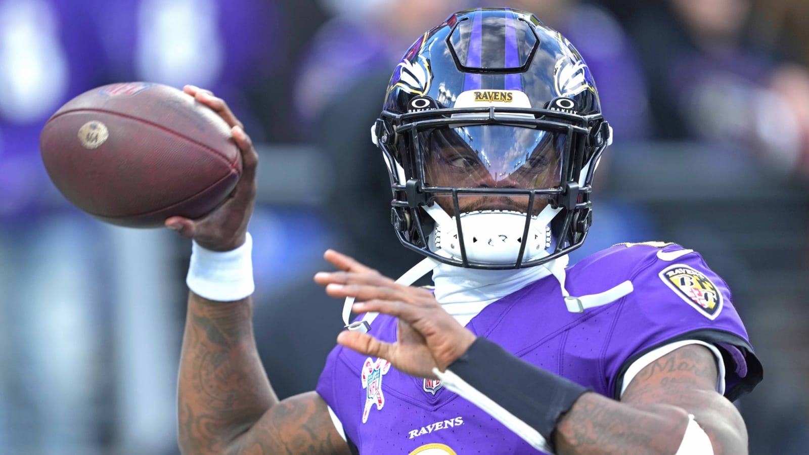 Ravens' Jackson reacts to MVP honor amid battle with Bills' Allen