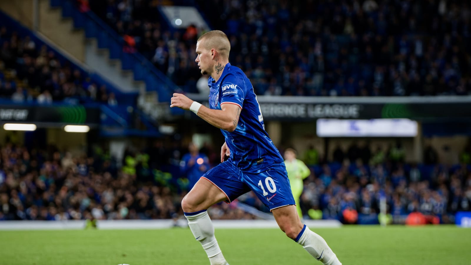 Chelsea looking to replace attacker if decision made this January transfer window