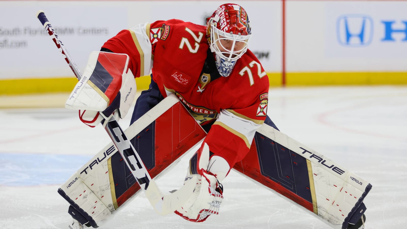 Sergei Bobrovsky makes one of the most spectacular saves of all time