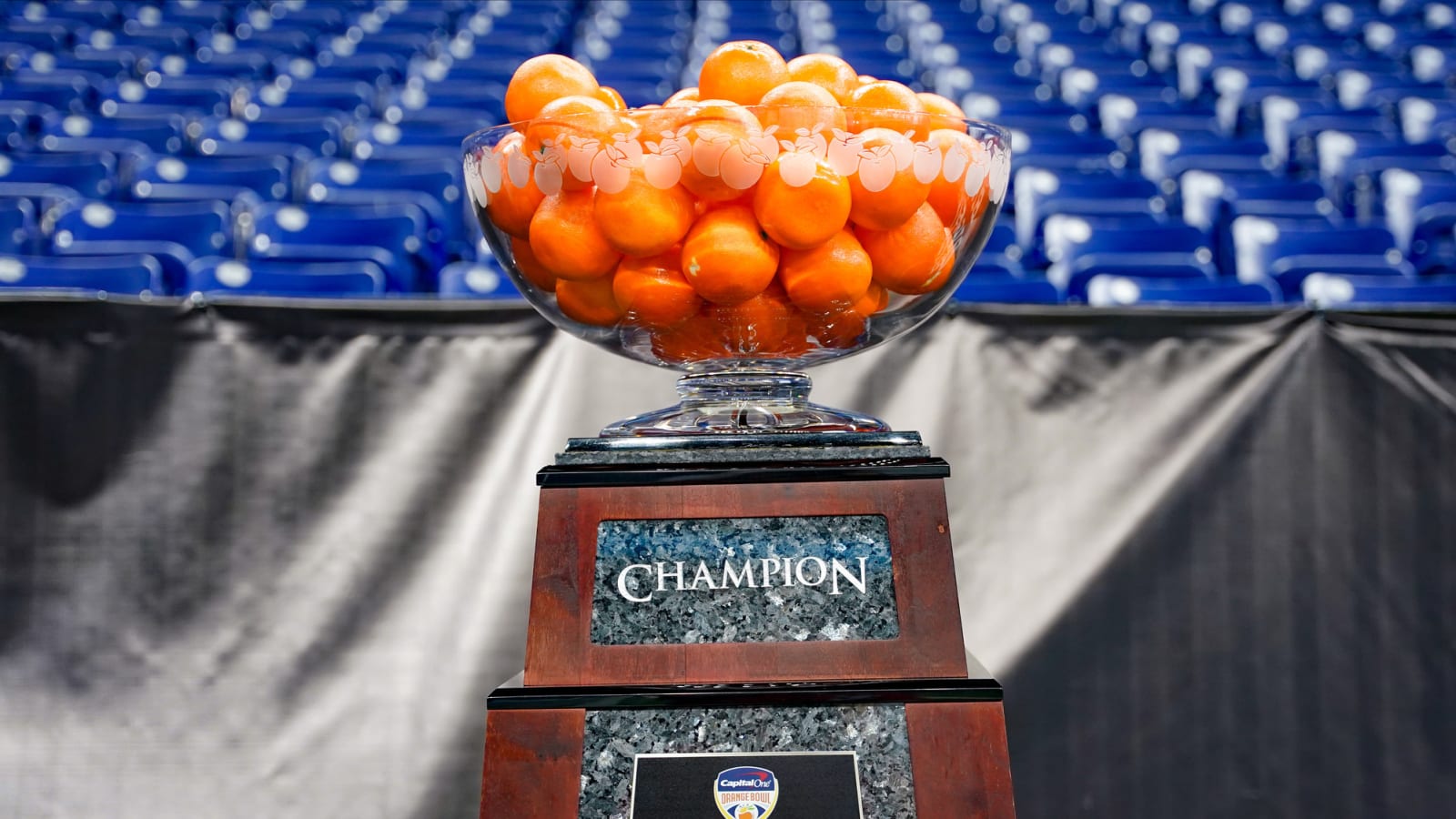 Top 10 CFB bowl trophies: Pop-Tarts Bowl's 2024 upgrade sets it apart